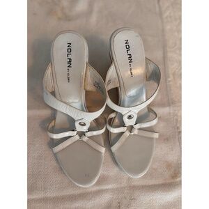 NOLAN BY GLORY Womens White Strappy Wedged Heel Mules Sandals Size 9 1/2 M